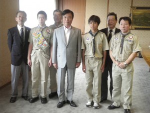 菊スカウト県知事訪問